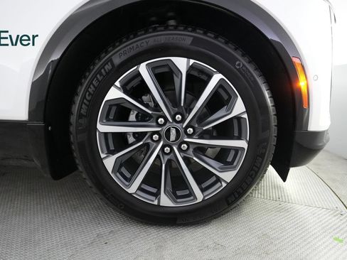Used 2024 Cadillac Lyriq Sport AWD/4WD image 20
