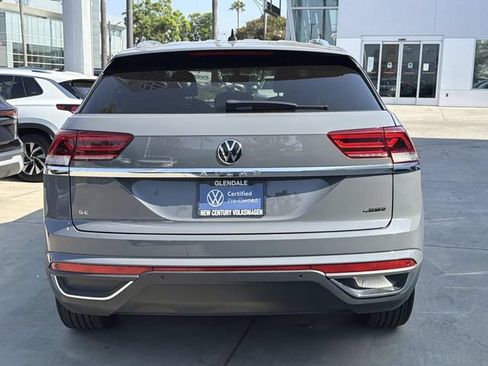 Used 2023 Volkswagen Atlas Cross Sport SE w/ Black Wheel Package AWD/4WD image 4