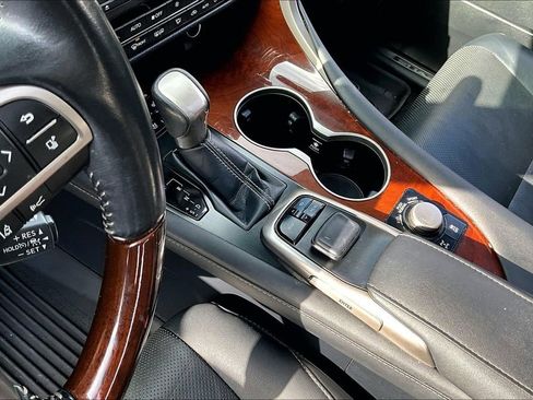 Used 2018 Lexus RX 350L 350L image 16