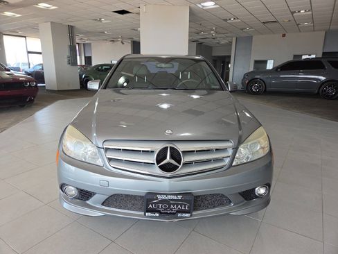 Used 2010 Mercedes-Benz C 300 4MATIC Sedan image 2
