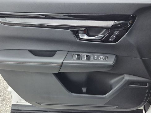 Certified 2025 Honda CR-V Sport Touring image 34