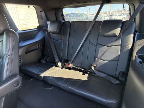 Used 2019 Cadillac Escalade Platinum w/ Escalade Sport Edition AWD/4WD image 24