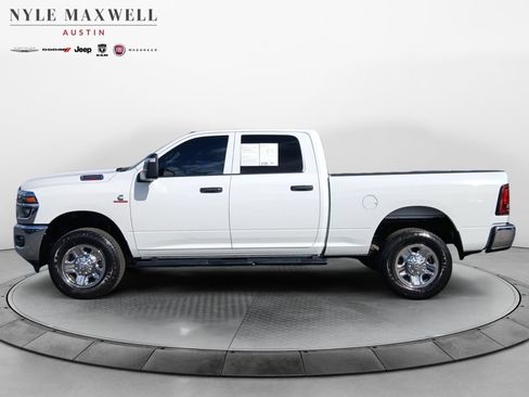 Used 2025 RAM 3500 Tradesman AWD/4WD image 13