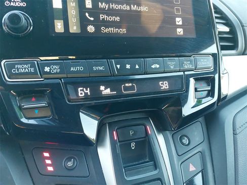 Used 2018 Honda Odyssey EX-L image 17