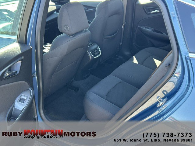 Used 2025 Chevrolet Malibu LT FWD image 17