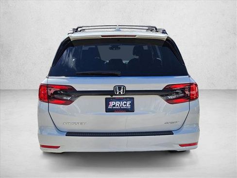 Used 2023 Honda Odyssey Sport image 7