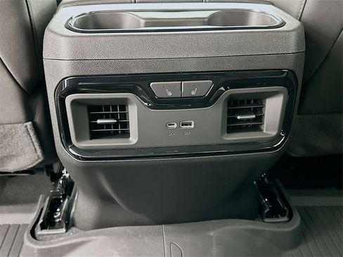New 2026 GMC Sierra 2500 AT4 w/ AT4 Premium Plus Package image 27