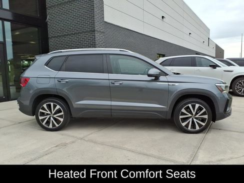 Used 2023 Volkswagen Taos SE FWD image 8