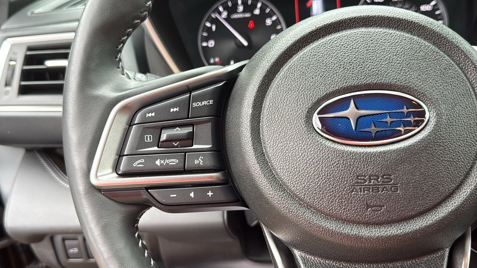 Used 2023 Subaru Ascent Touring AWD/4WD image 14