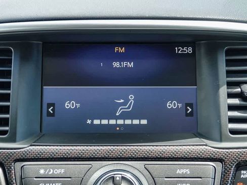Used 2020 Nissan Pathfinder SV w/ Rock Creek Edition FWD image 13