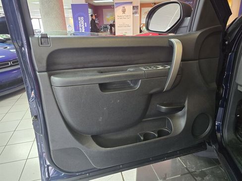 Used 2011 Chevrolet Silverado 1500 LS image 7