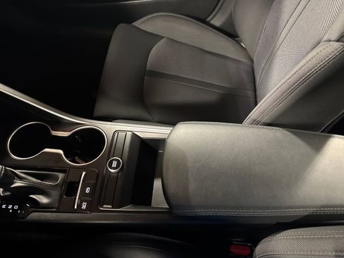 Used 2023 Kia K5 LXS image 21