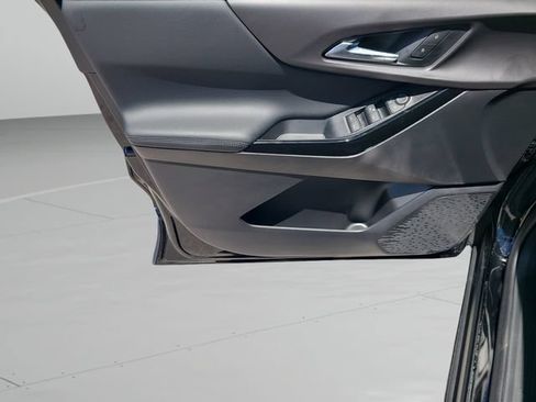 New 2027 Chevrolet Equinox LT FWD image 18