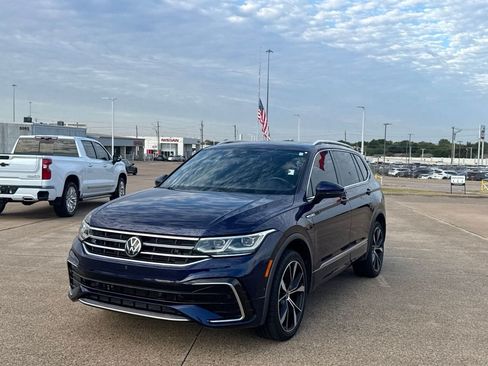 Used 2022 Volkswagen Tiguan SEL R-Line AWD/4WD image 8
