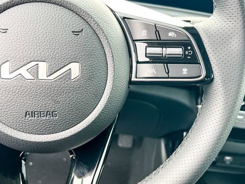 New 2026 Kia Seltos SX w/ SX Sunroof Package image 26