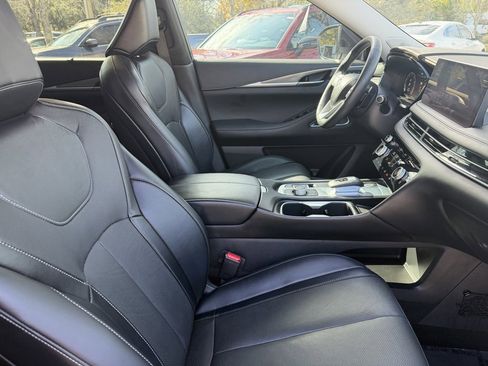 Used 2023 INFINITI QX60 Luxe w/ Performance Audio Package image 11