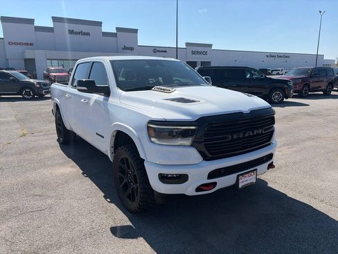 Used 2022 RAM 1500 Laramie AWD/4WD image 8