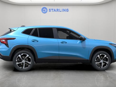 New 2026 Chevrolet Trax RS w/ Driver Confidence Package image 5