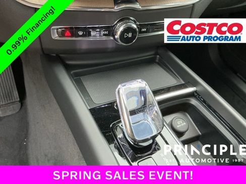 New 2026 Volvo XC60 B5 Plus w/ Protection Package Premier AWD/4WD image 21