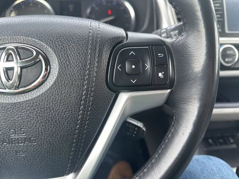 Used 2015 Toyota Highlander Limited Platinum image 23