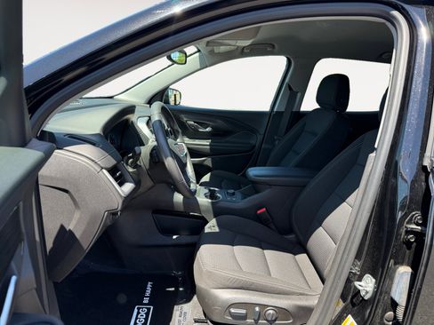 Used 2022 GMC Terrain SLE w/ Driver Convenience Package FWD image 10