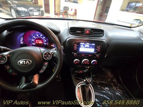 Used 2019 Kia Soul Base image 11