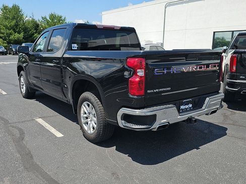 Used 2020 Chevrolet Silverado 1500 LT AWD/4WD image 7