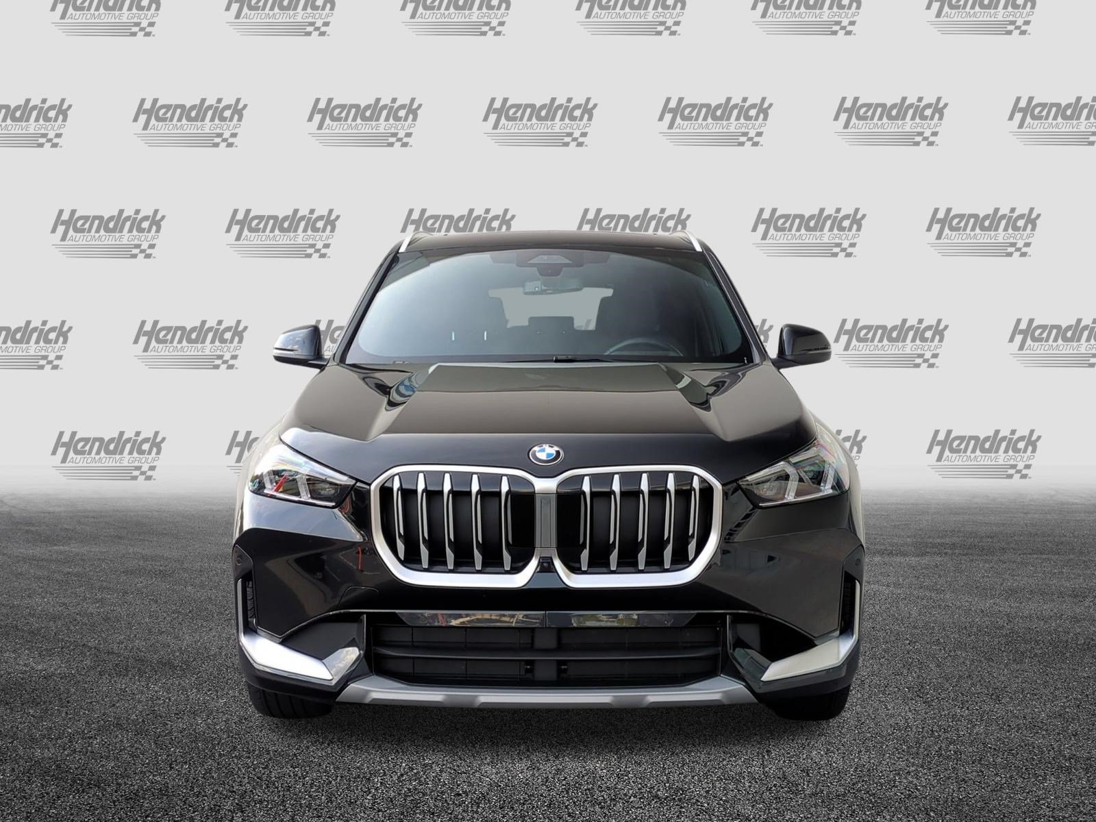 Certified 2025 BMW X1 xDrive28i w/ Premium Package AWD/4WD image 3