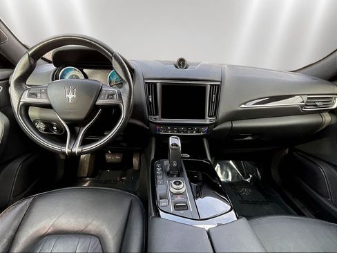 Used 2022 Maserati Levante GT AWD/4WD image 7