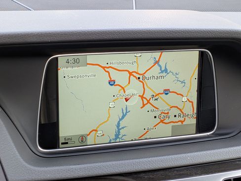 Used 2014 Mercedes-Benz E 350 Sedan image 17