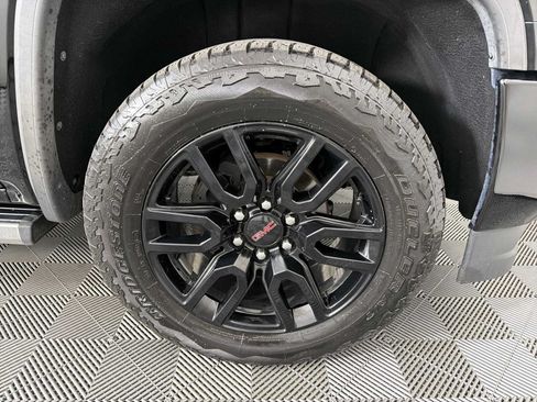 Used 2017 GMC Sierra 1500 Denali w/ Denali Ultimate Package AWD/4WD image 11