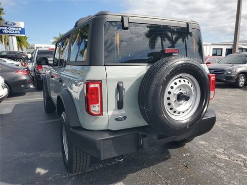 Used 2022 Ford Bronco 4-Door image 4