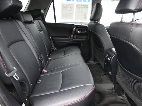 Used 2023 Toyota 4Runner TRD Off-Road Premium image 9