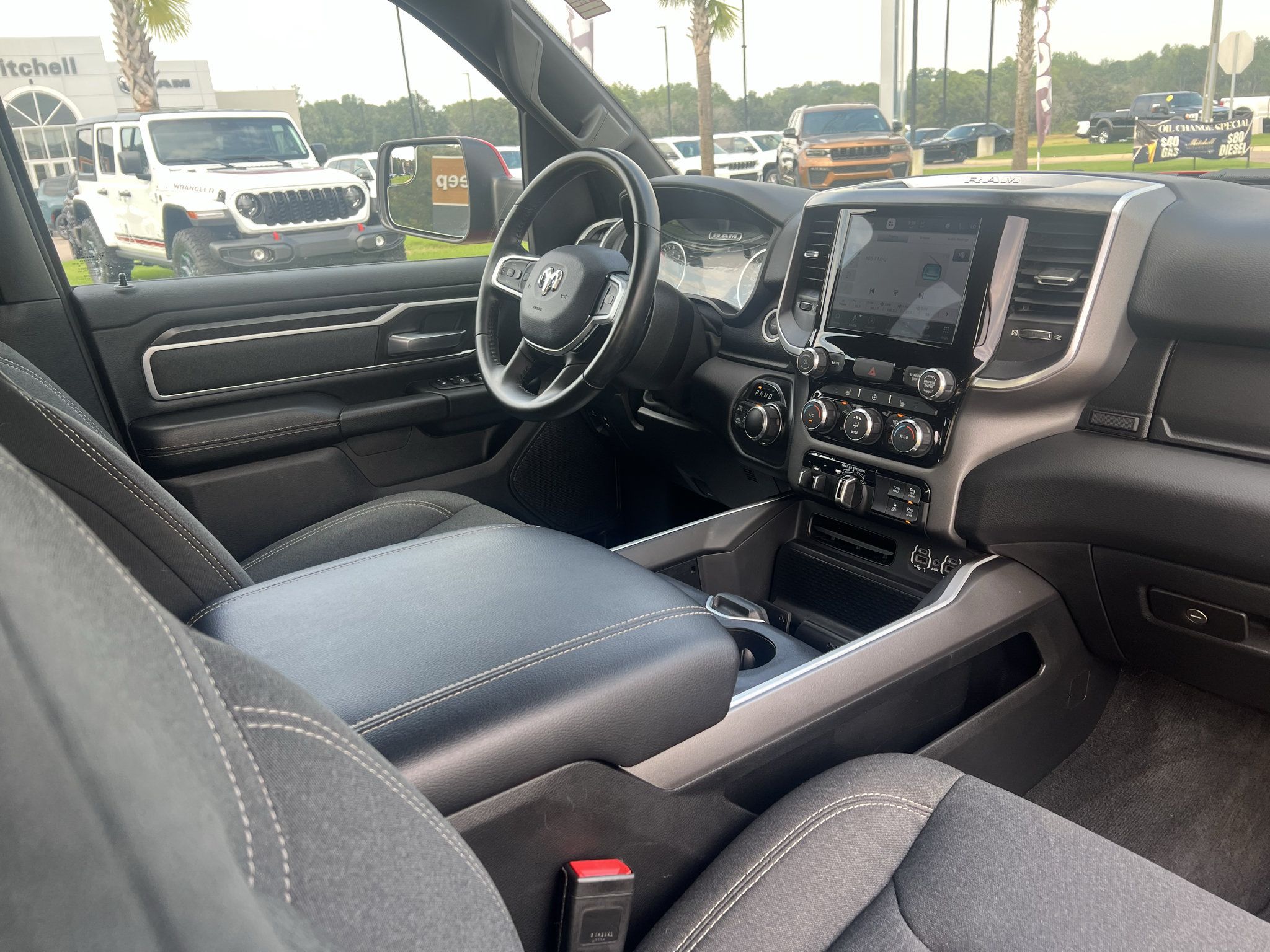 Used 2022 RAM 1500 Big Horn AWD/4WD image 17