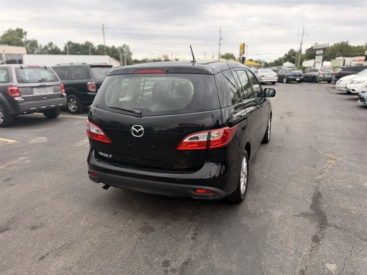 Used 2012 MAZDA MAZDA5 Sport FWD image 9
