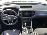 Used 2023 Volkswagen Atlas SE w/ Panoramic Sunroof Package image 5