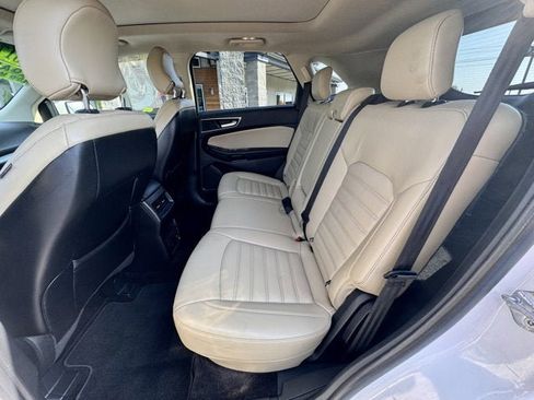 Used 2017 Ford Edge SEL w/ Equipment Group 201A image 13
