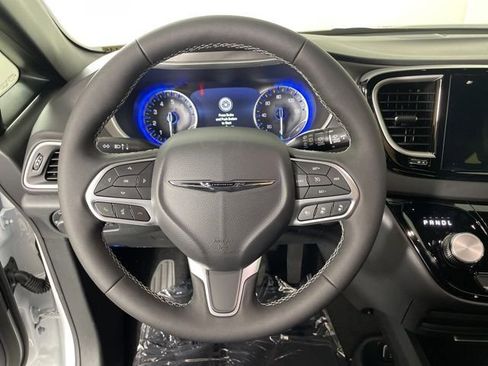 New 2026 Chrysler Voyager LX image 23