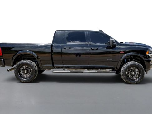 Used 2024 RAM 2500 Laramie w/ Night Edition AWD/4WD image 6