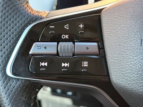 Used 2023 Nissan Ariya Evolve+ image 31