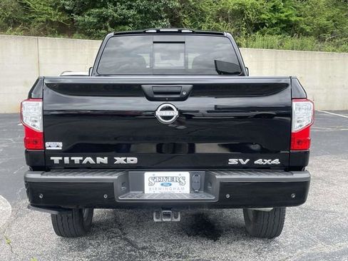 Used 2024 Nissan Titan SV w/ SV Convenience Package AWD/4WD image 5