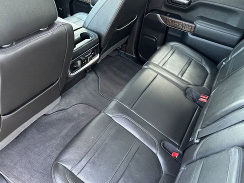 Used 2019 GMC Sierra 1500 Denali w/ Denali Ultimate Package AWD/4WD image 12