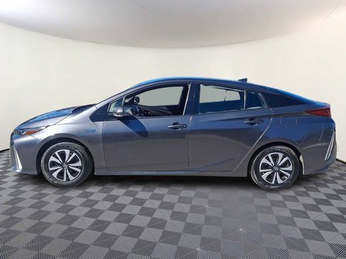 Certified 2018 Toyota Prius Prime Plus image 10