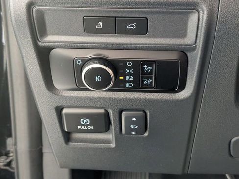 Used 2024 Ford Expedition Max Limited AWD/4WD image 16