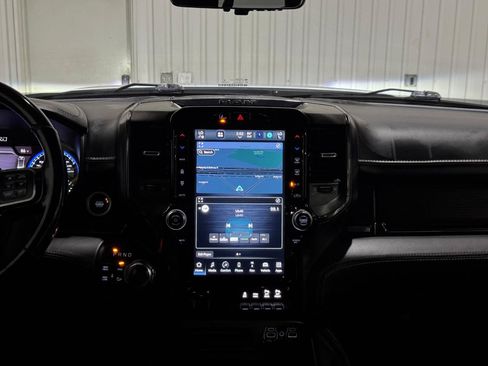 Used 2022 RAM 2500 Limited AWD/4WD image 22