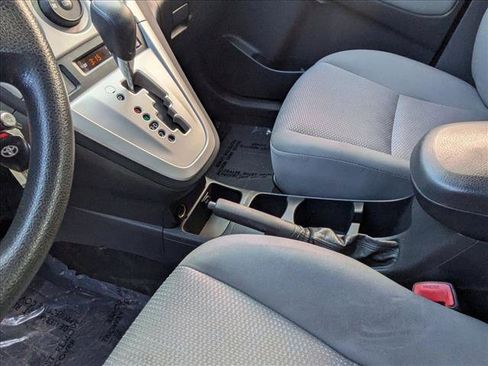 Used 2010 Toyota Matrix image 17