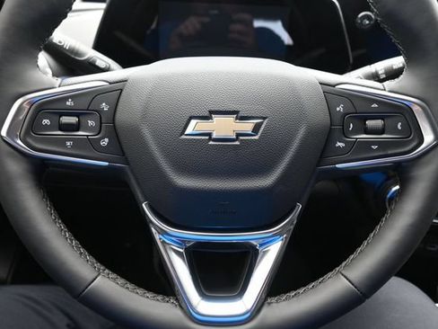 New 2026 Chevrolet Trax LT w/ LT Convenience Package FWD image 31
