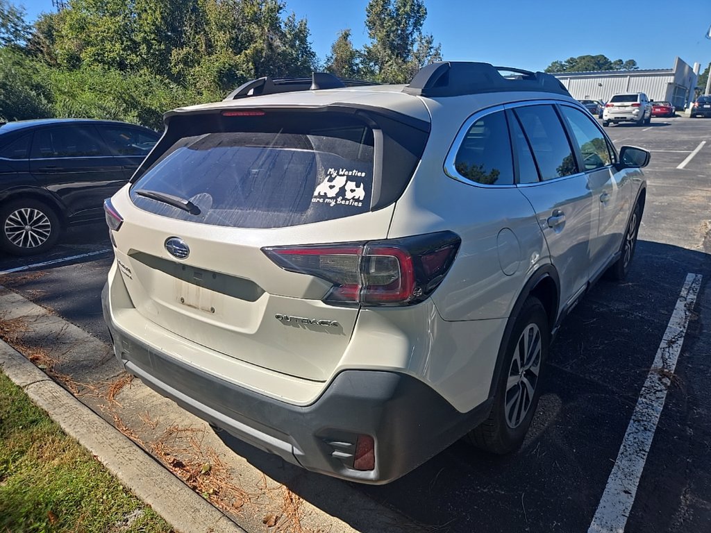 Used 2022 Subaru Outback Premium AWD/4WD image 5
