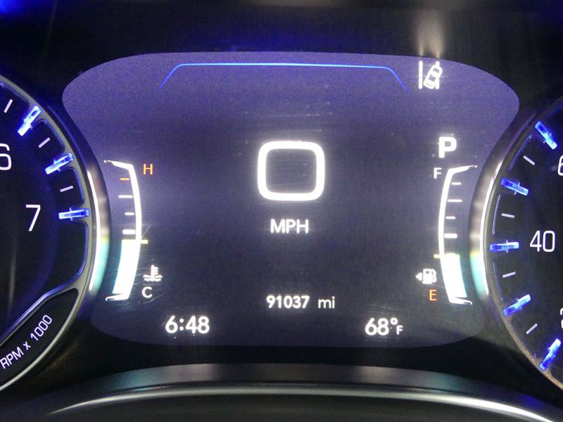 Used 2019 Chrysler Pacifica Limited w/ Advanced Safetytec Group FWD image 33