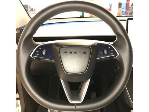 Used 2026 Tesla Model Y Long Range image 22